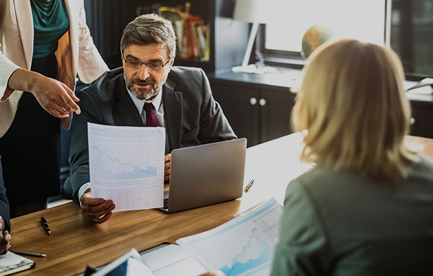 How Our Legal Recruitment Agency Connects Talent with UAE Companies